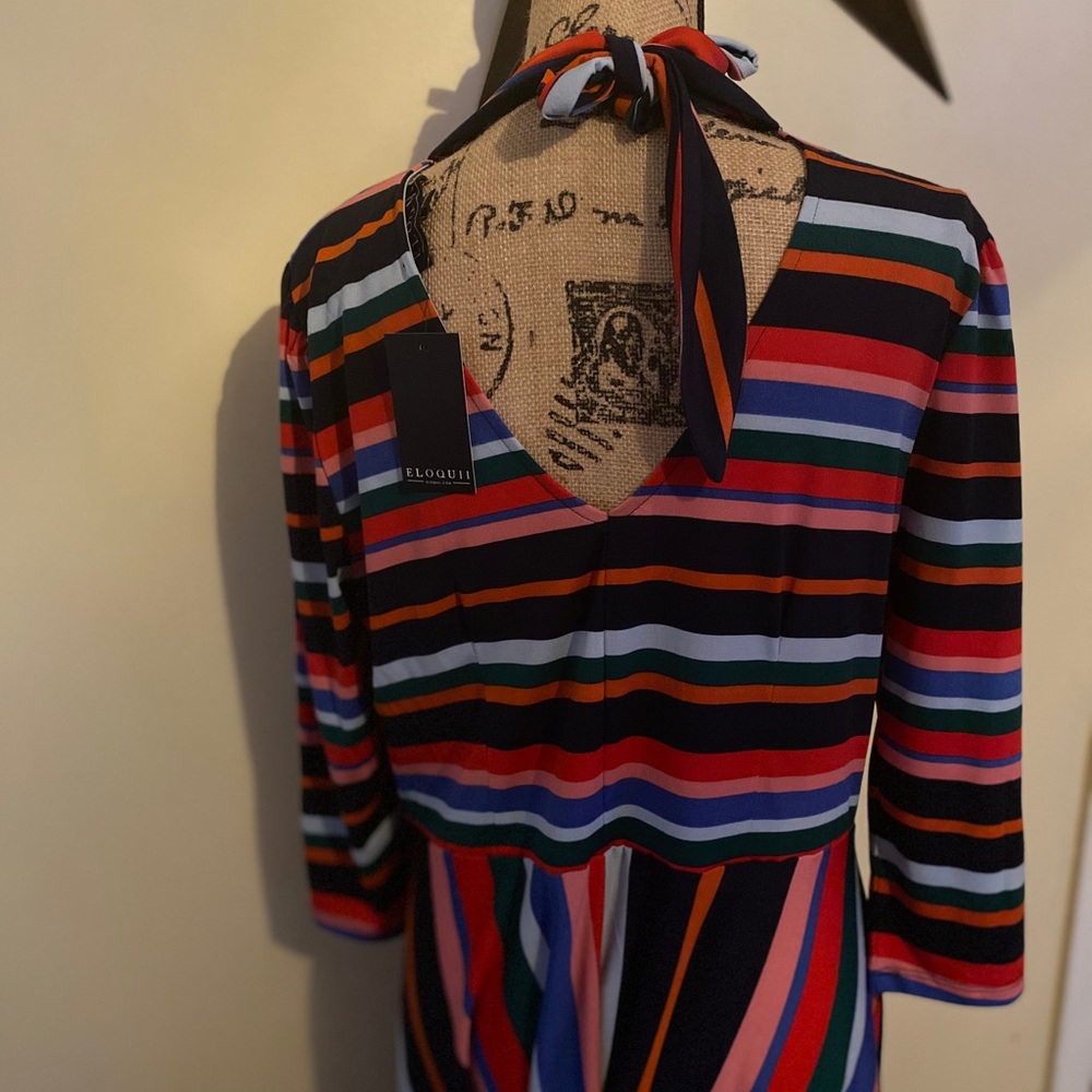 Dress - Picture 3 of 3